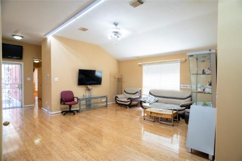 8218 Malin Court Houston TX 77083