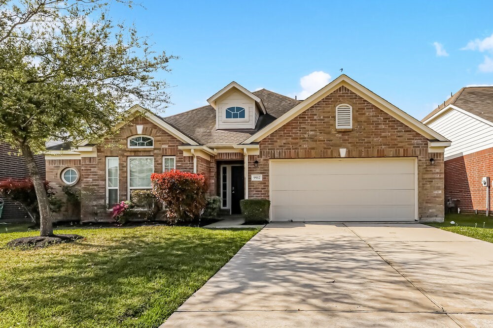 9912 Climbing Tree Street Conroe TX 77385