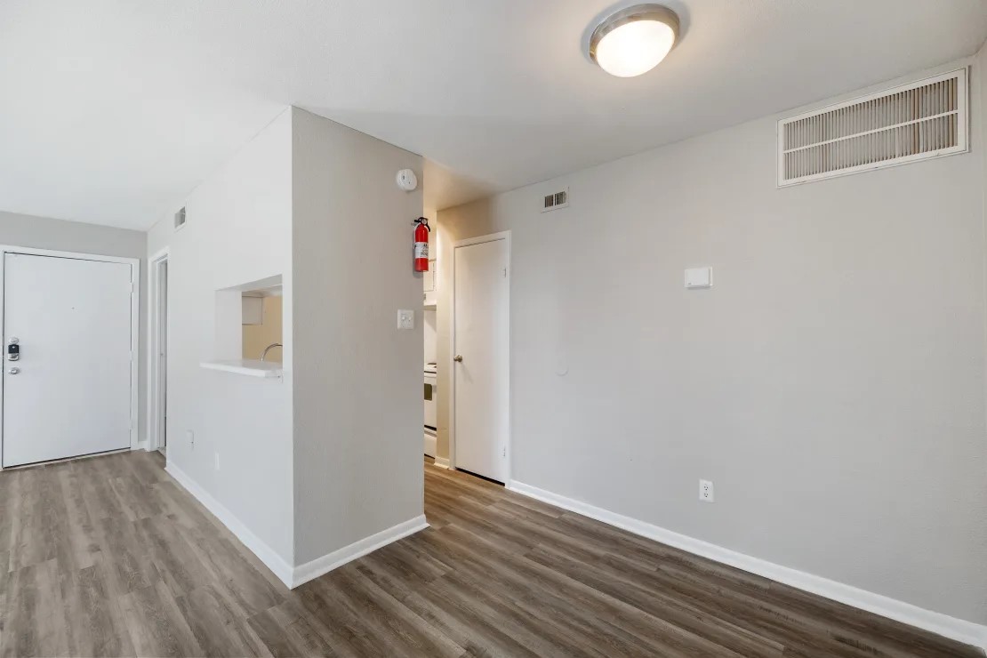 11715 S Glen Drive 808-1 Houston TX 77099