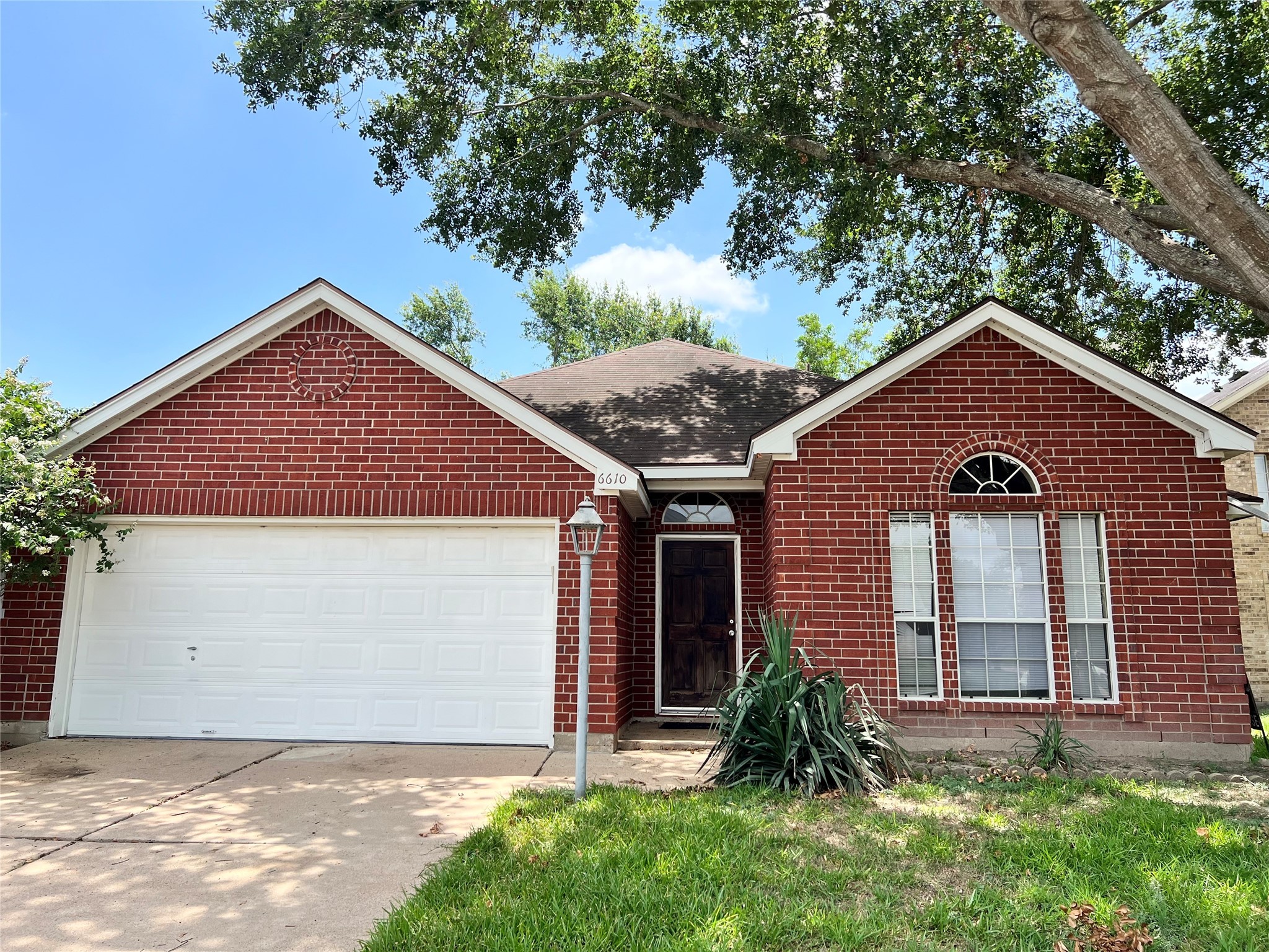 6610 Chantalle Drive Katy TX 77449