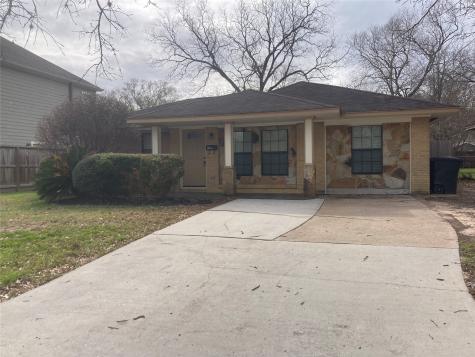 4601 De Lange Lane Houston TX 77092