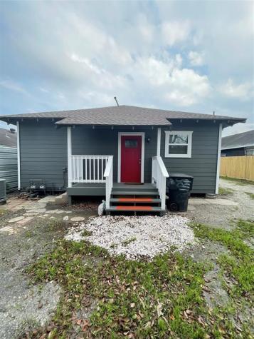 6 Burr Street Houston TX 77011
