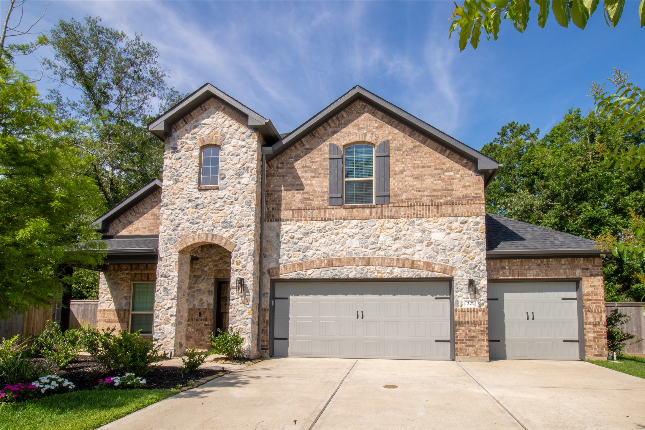 201 Rose Gum Court Willis TX 77318