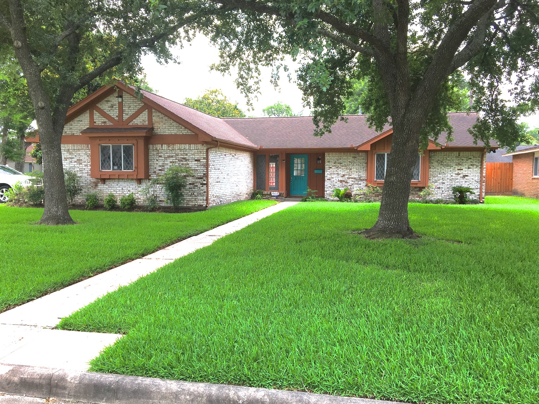 9307 Val Verde Street Houston TX 77063