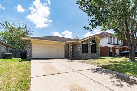 9466 Gulf Bridge Street Houston TX 77075