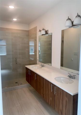 10209 Las Nubes Avenue Houston TX 77075