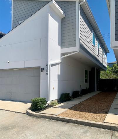 10209 Las Nubes Avenue Houston TX 77075