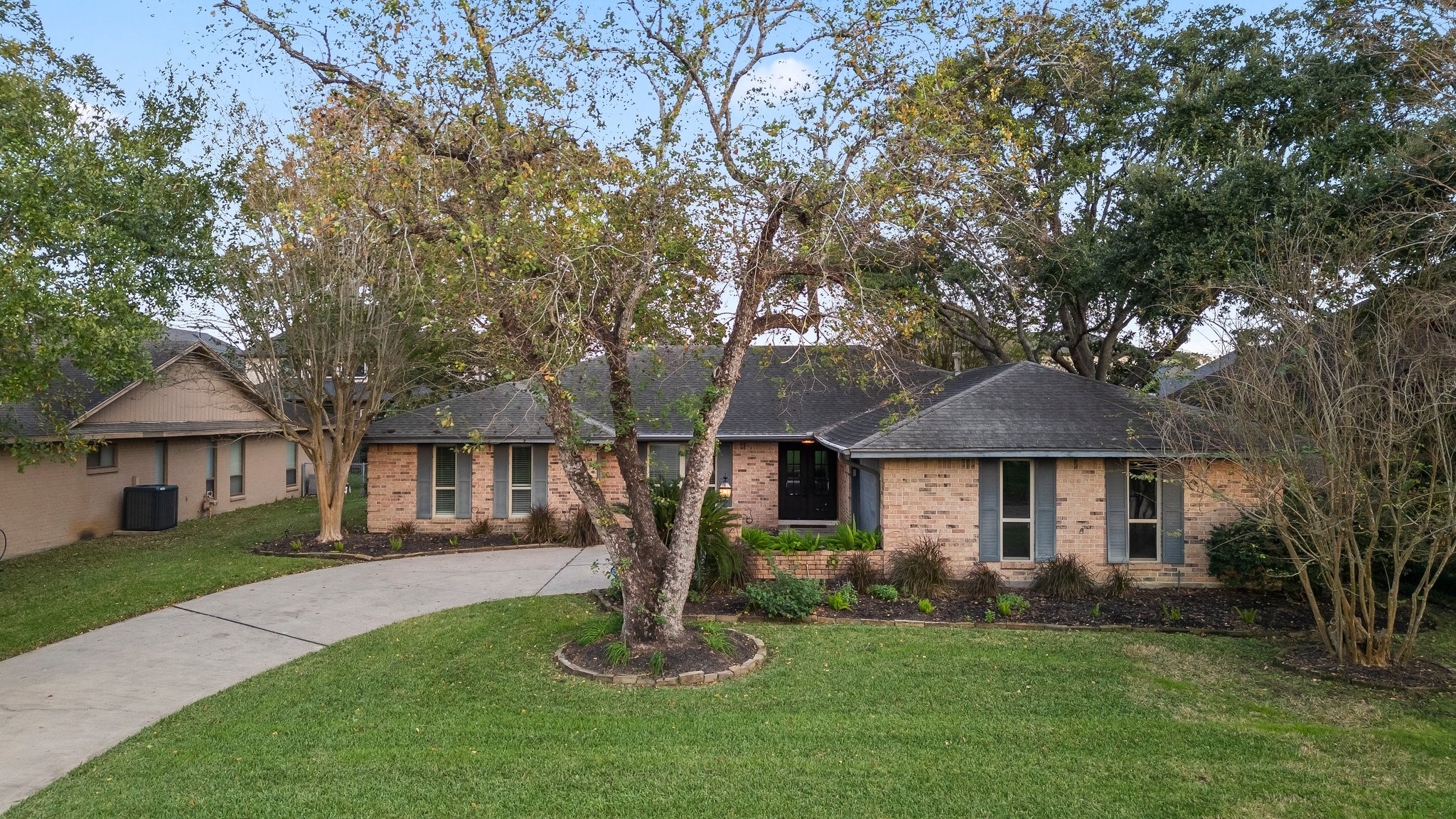 115 Dorado Drive Friendswood TX 77546