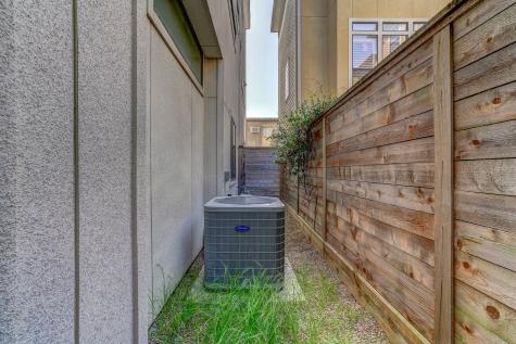 1619 Wichita Street Houston TX 77004