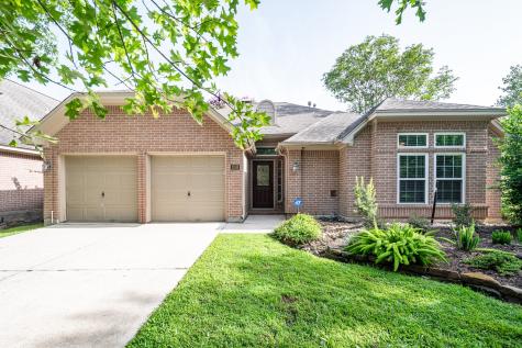 2506 S Strathford Lane Kingwood TX 77345