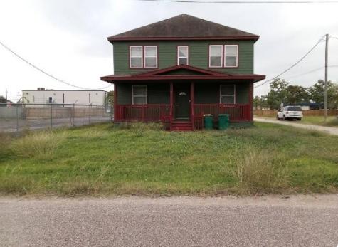 110 Carolyn Street 4 La Marque TX 77568