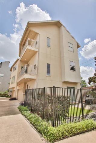 5541 Darling Street Houston TX 77007