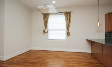 5541 Darling Street Houston TX 77007
