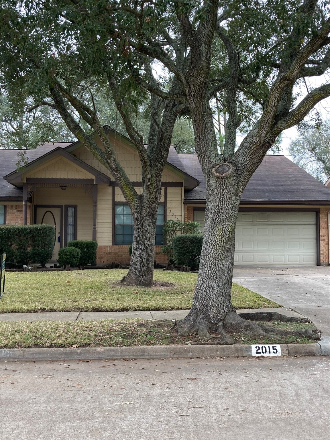 2015 Shorewood Lane Sugar Land TX 77479