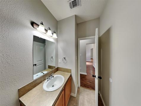13515 Lake Breeze Lane Willis TX 77318