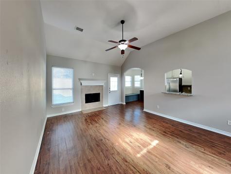 13515 Lake Breeze Lane Willis TX 77318