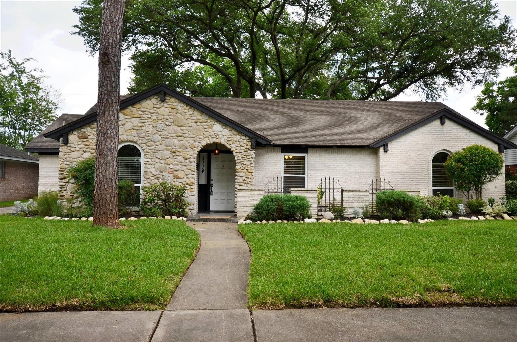 1114 Cottage Oak Lane Houston TX 77091