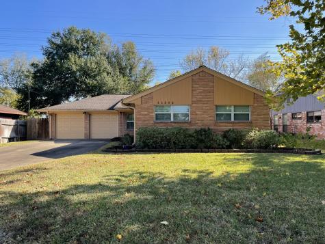 11303 Greenwillow Street Houston TX 77035