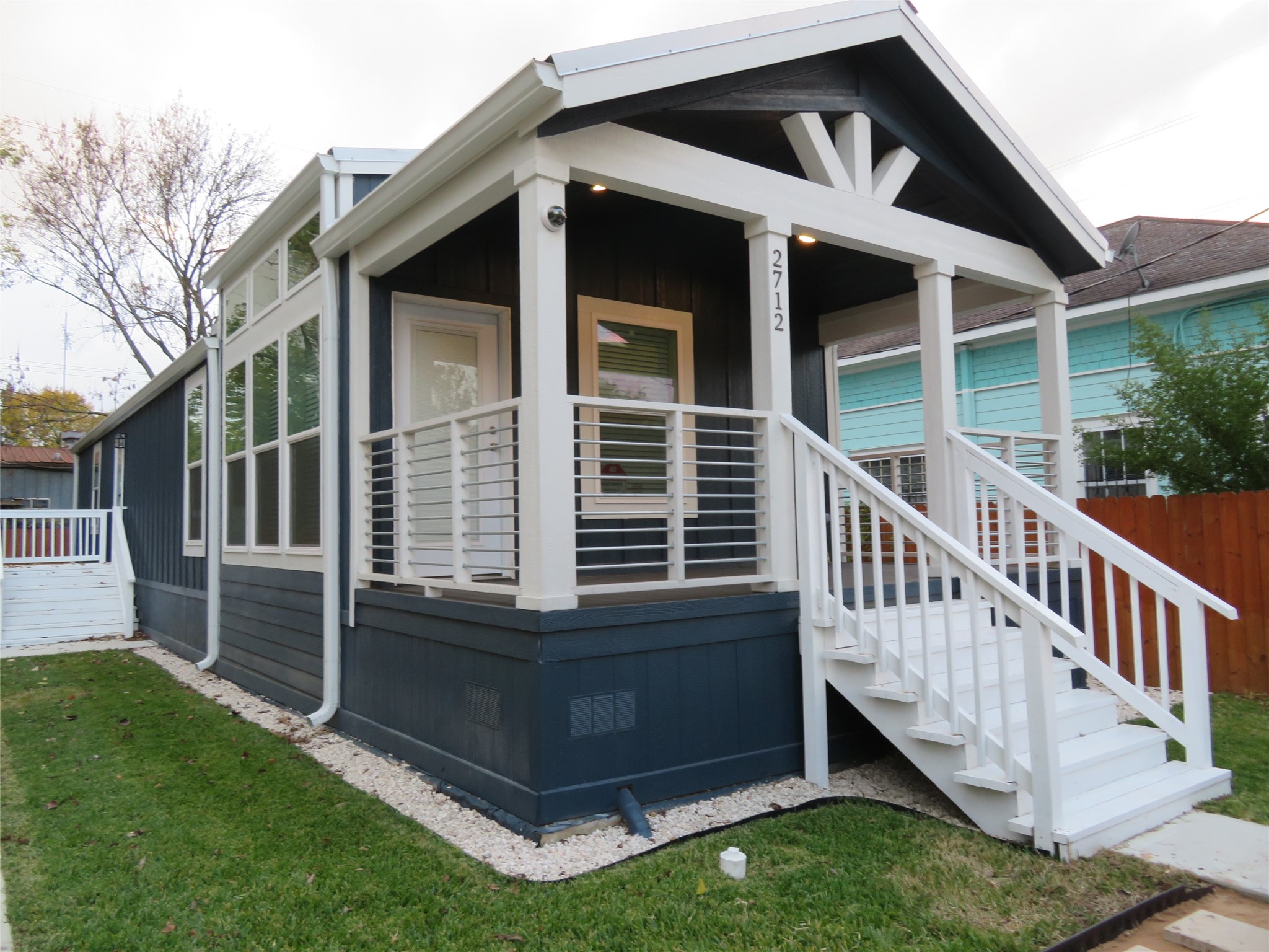 2712 Bering Street Houston TX 77003