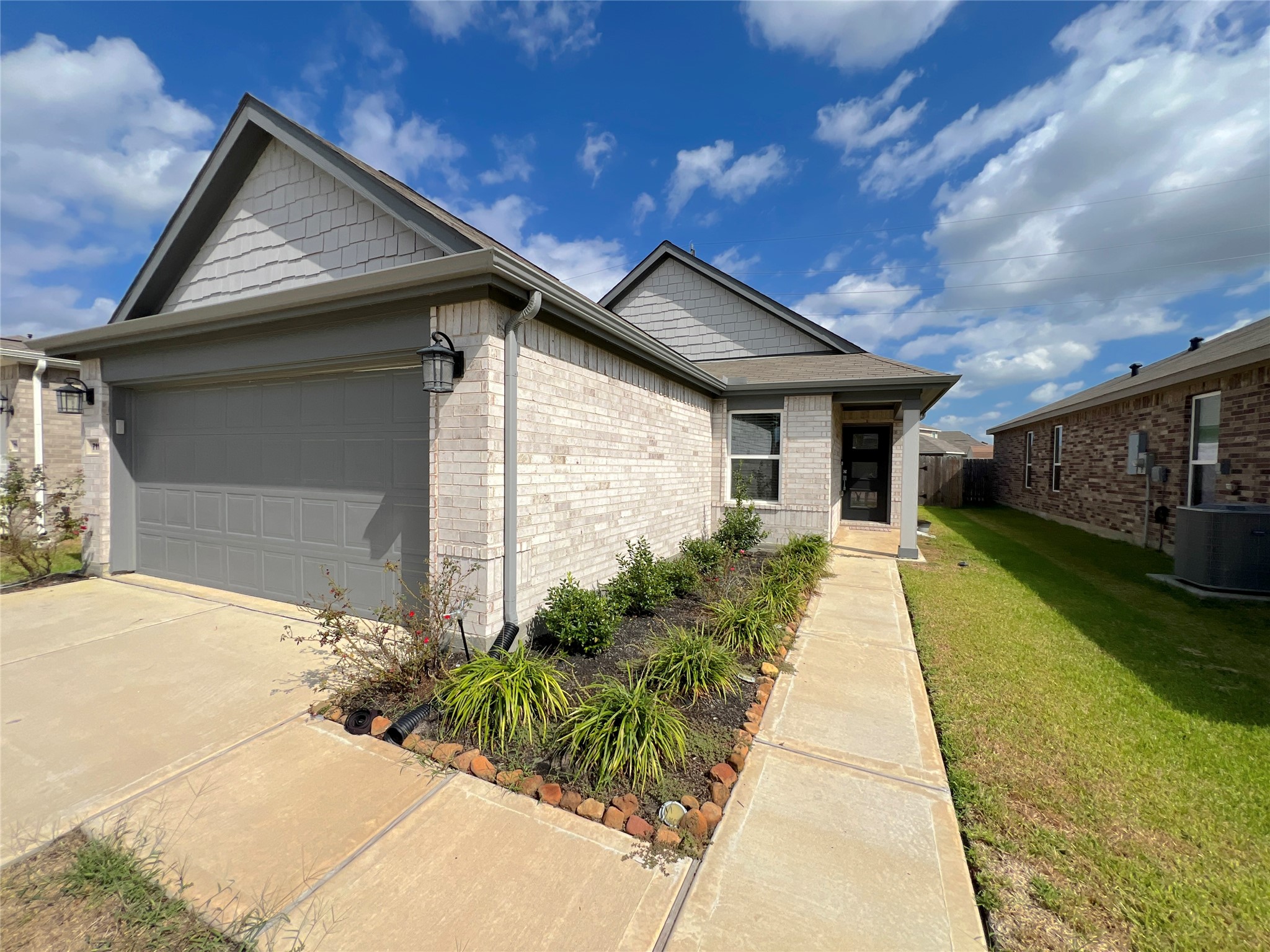 7111 Escondido Drive Rosharon TX 77583