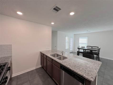 7111 Escondido Drive Rosharon TX 77583