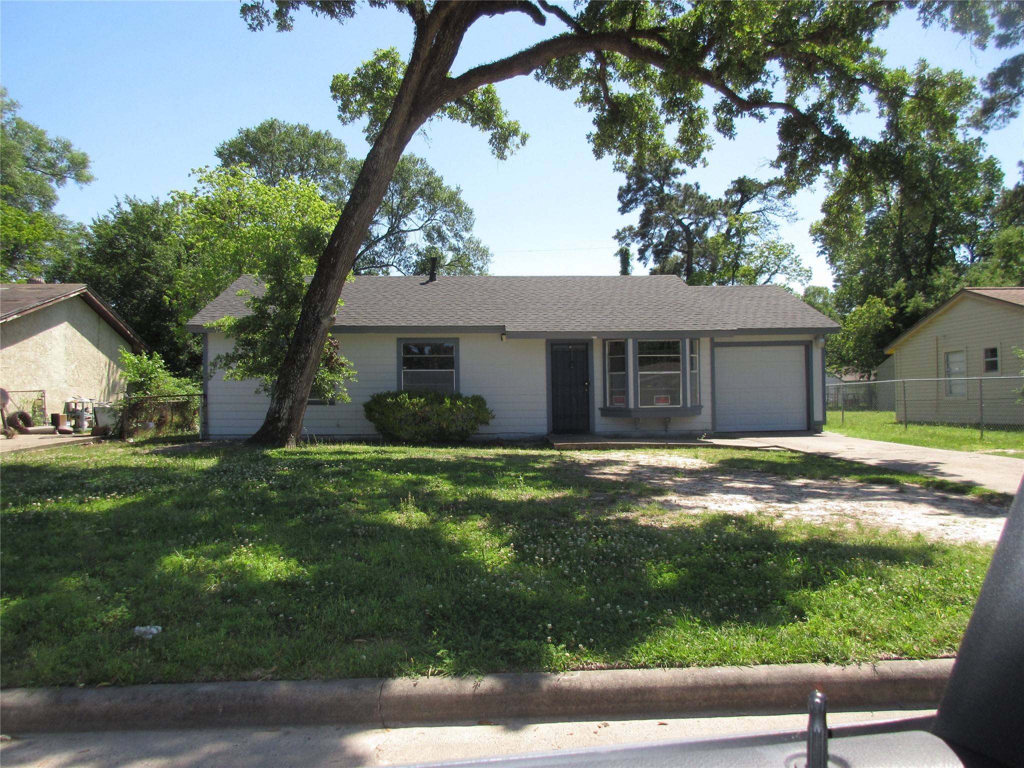9222 Oak Knoll Lane Houston TX 77078