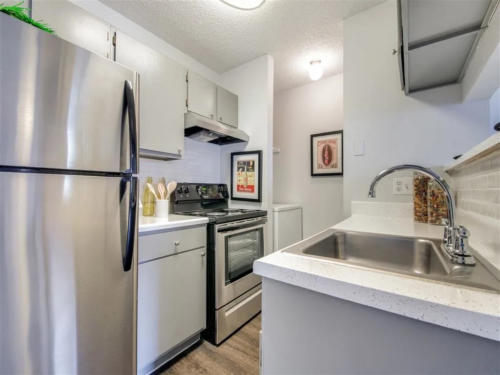 7610 Cameron Road 2095 Austin TX 78752