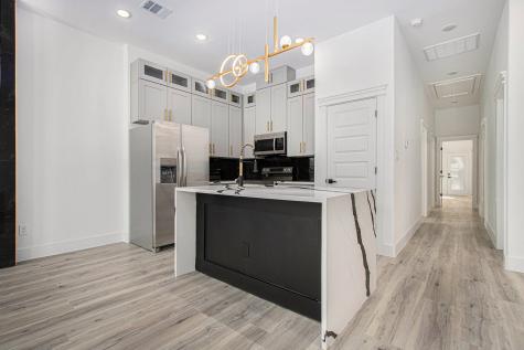 3652 Seabrook Street A Houston TX 77021