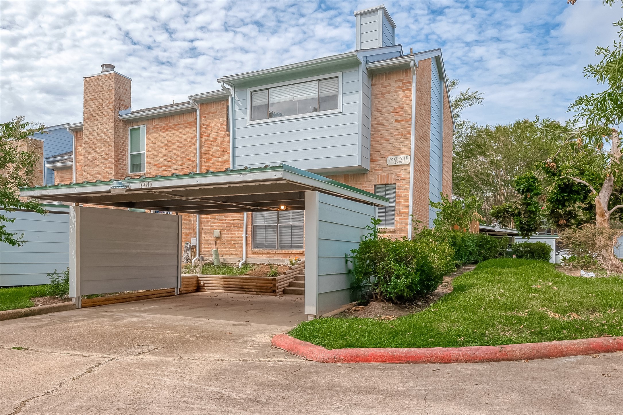 740 Worthshire Street Houston TX 77008