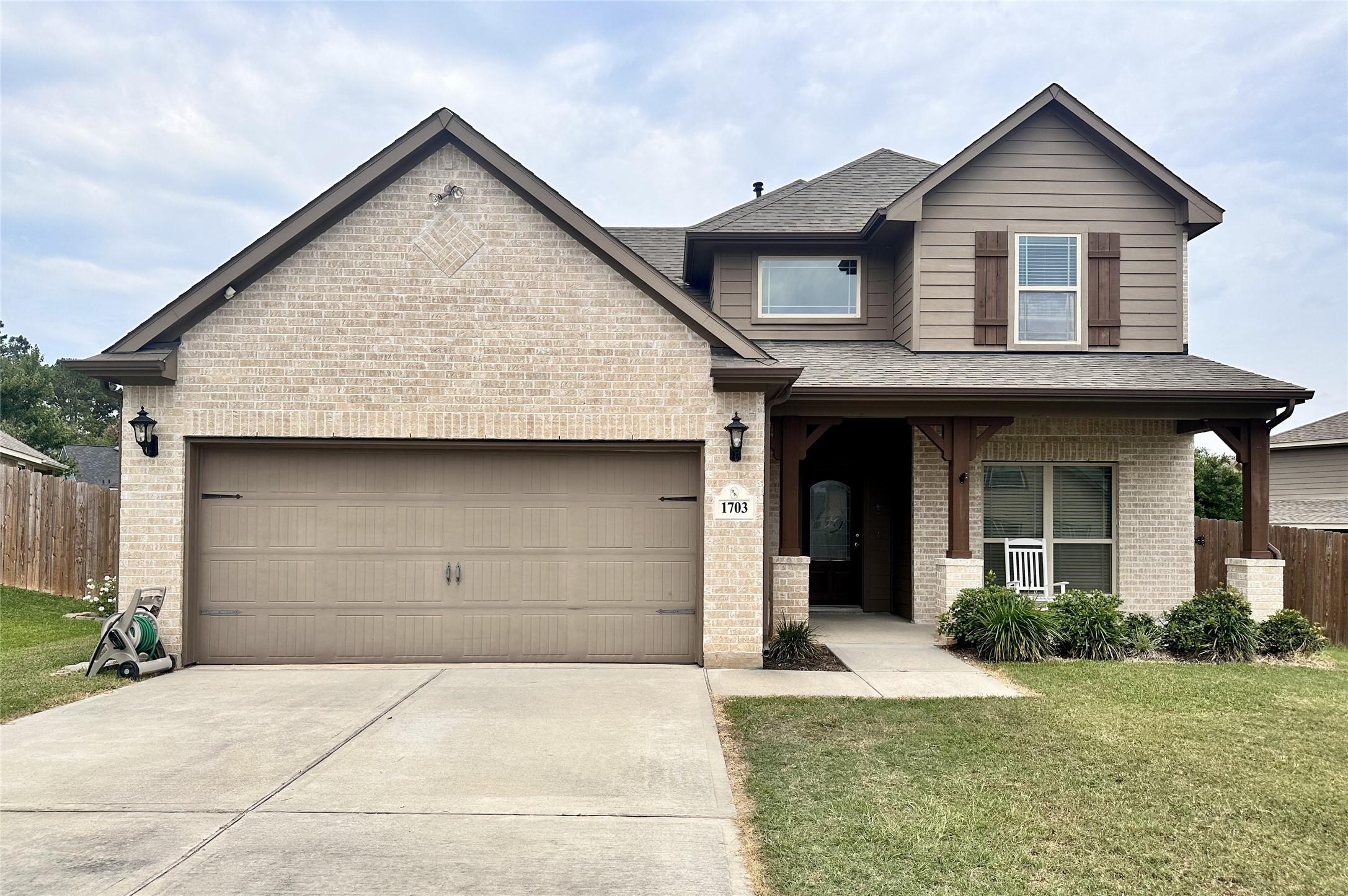 1703 Wandering Hills Road Conroe TX 77304
