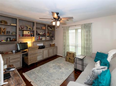 2107 Lakeway Drive League City TX 77573