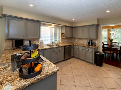 2107 Lakeway Drive League City TX 77573
