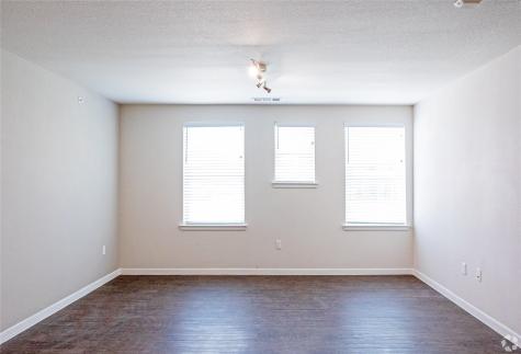 3300 Oak Creek Drive Austin TX 78727