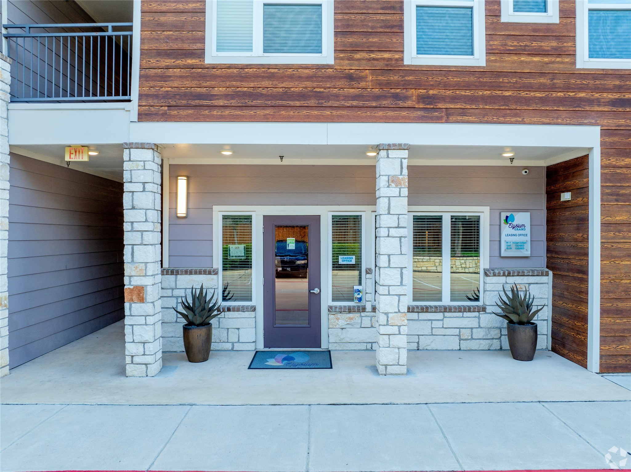 3300 Oak Creek Drive Austin TX 78727