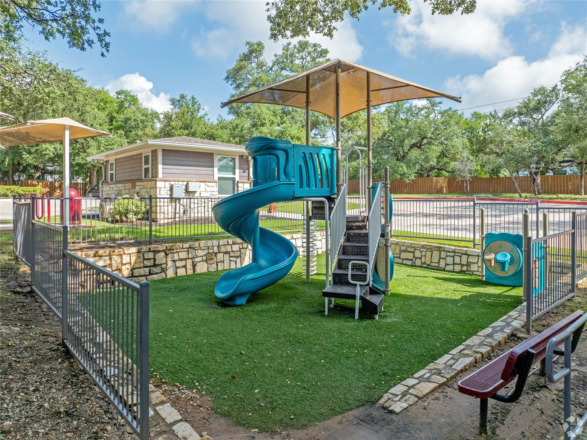 3300 Oak Creek Drive Austin TX 78727