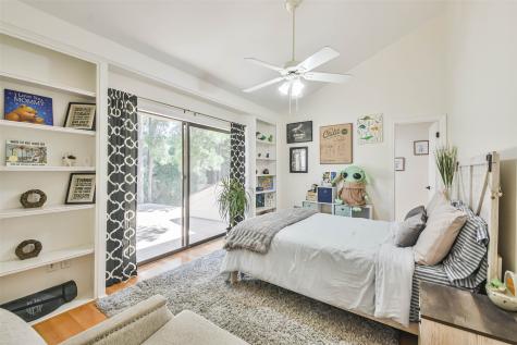201 Vanderpool Lane 75 Houston TX 77024