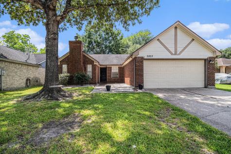 2823 Meadow Brook Court League City TX 77573