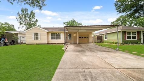 1108 Aberdeen Road Pasadena TX 77502