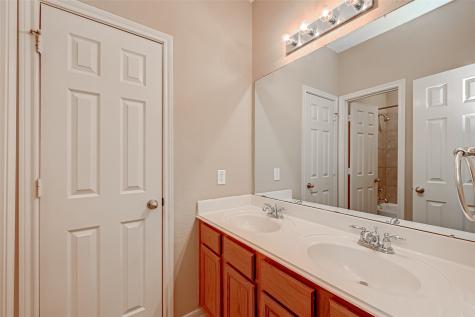 9607 Pine Bank Court Houston TX 77095