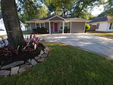 1071 W 43rd Street Houston TX 77018