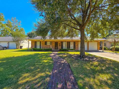 9507 Meadowbriar Lane Houston TX 77063