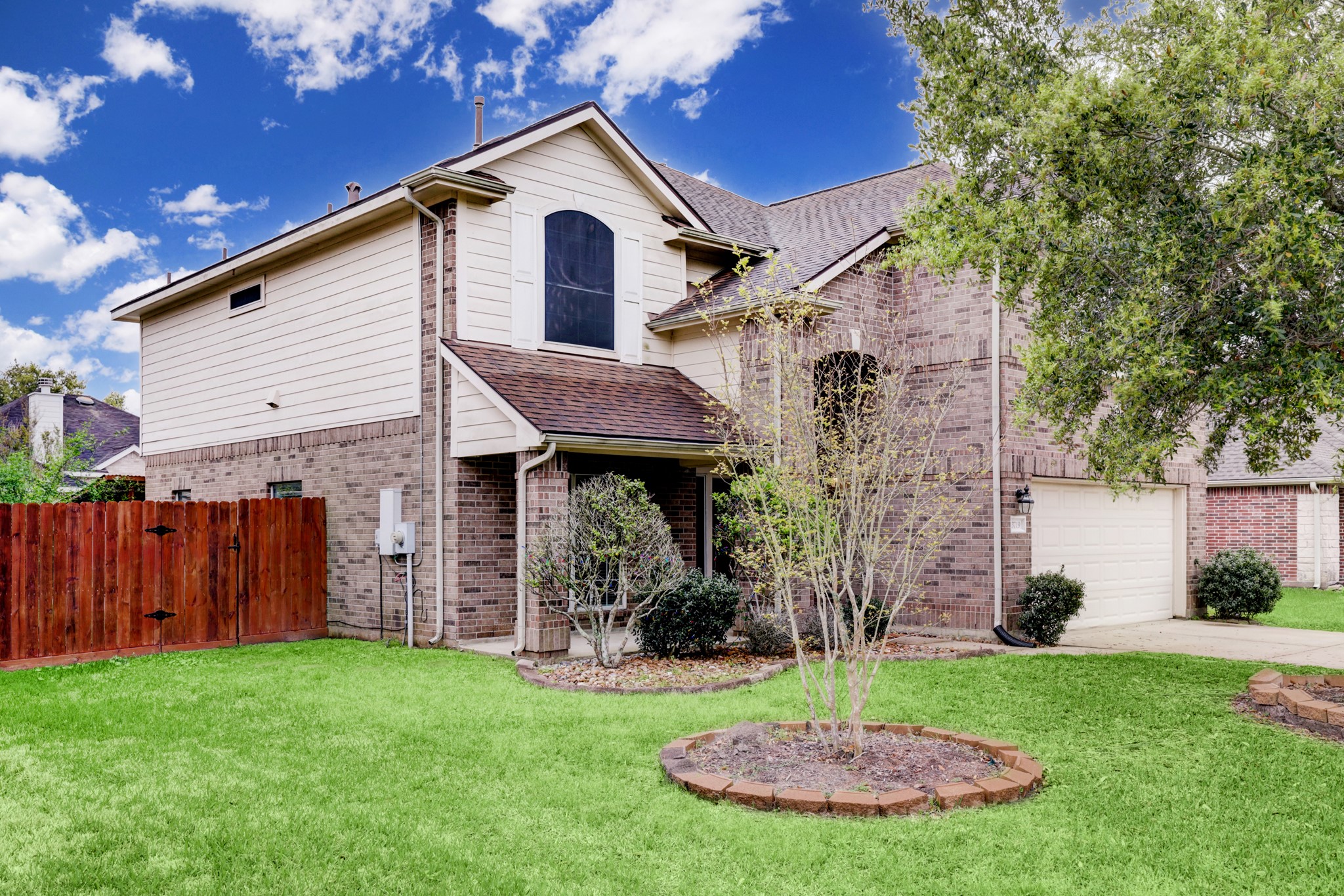 3719 Wild Oak Drive Pearland TX 77581