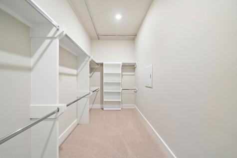 5831 Francis Oak Place Houston TX 77091