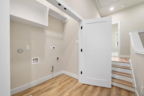 5831 Francis Oak Place Houston TX 77091