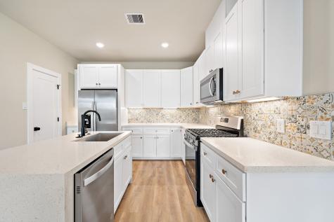 5831 Francis Oak Place Houston TX 77091