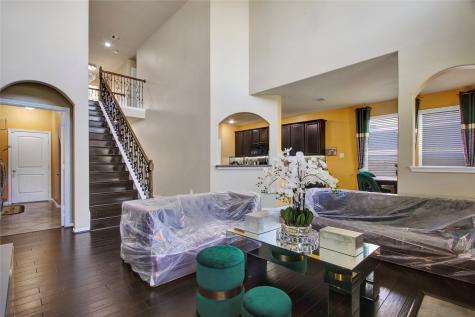 1242 S Maple Drive Katy TX 77493
