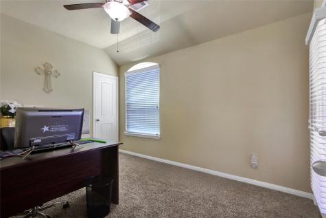 1242 S Maple Drive Katy TX 77493