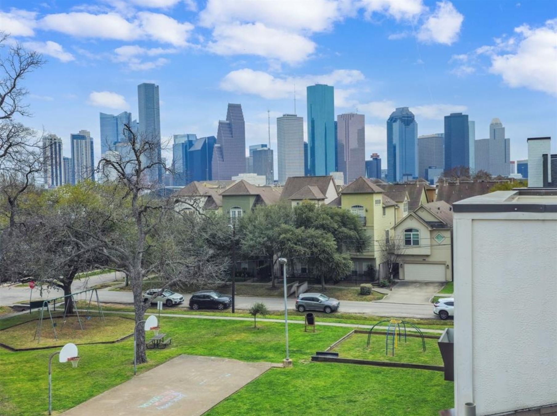 1611 Crockett Street Houston TX 77007