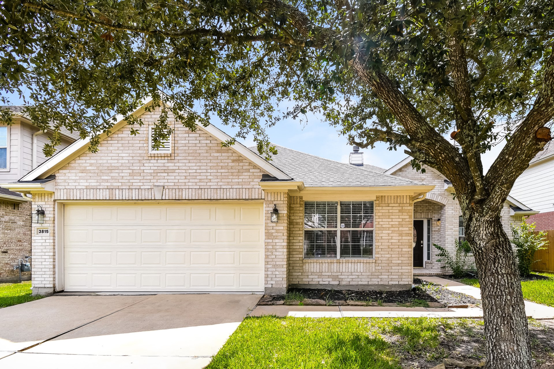3815 Saxon Hollow Court Friendswood TX 77546
