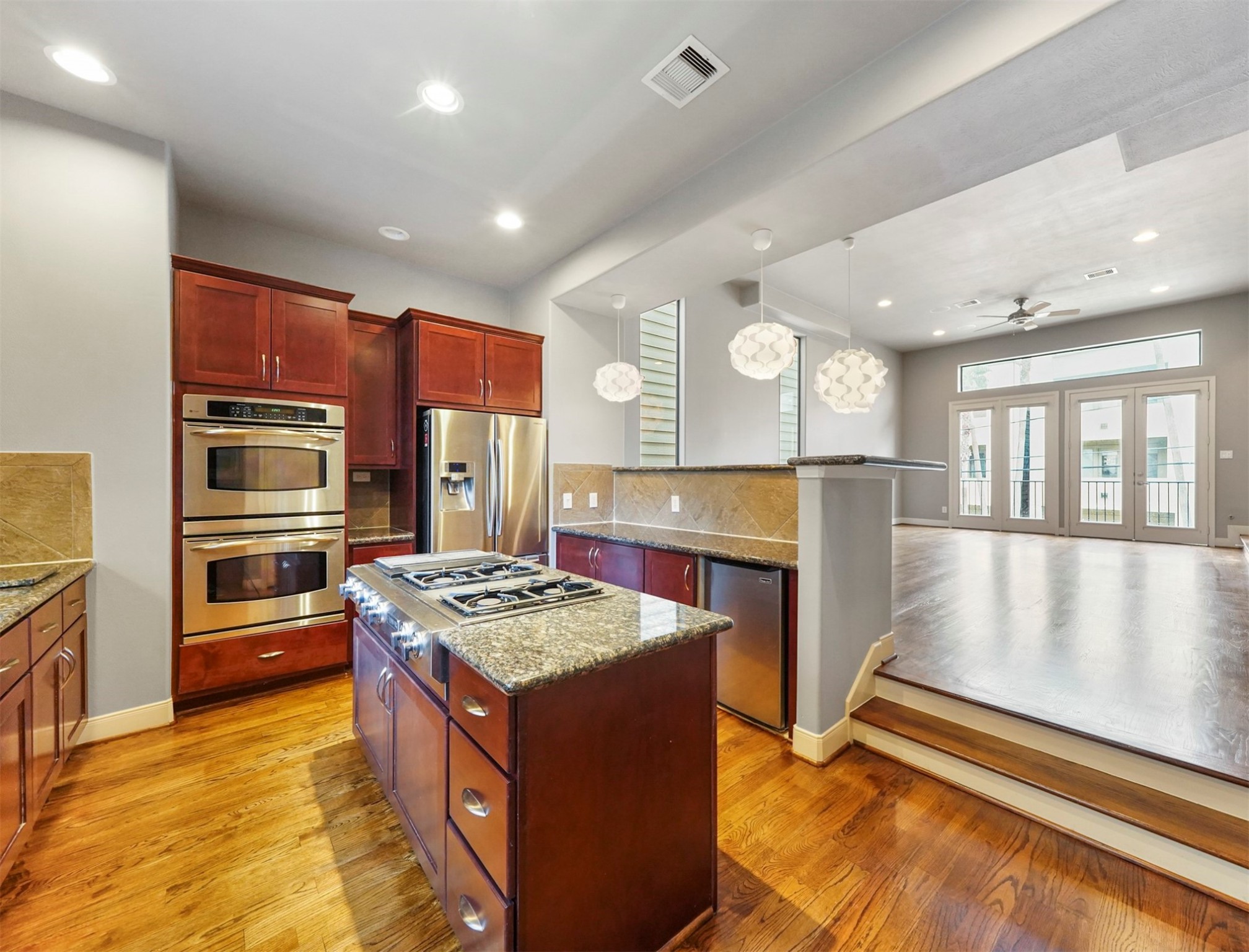 5219 Lillian Street Houston TX 77007